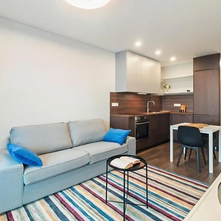 Cozy Near Ozas Ii Διαμέρισμα *